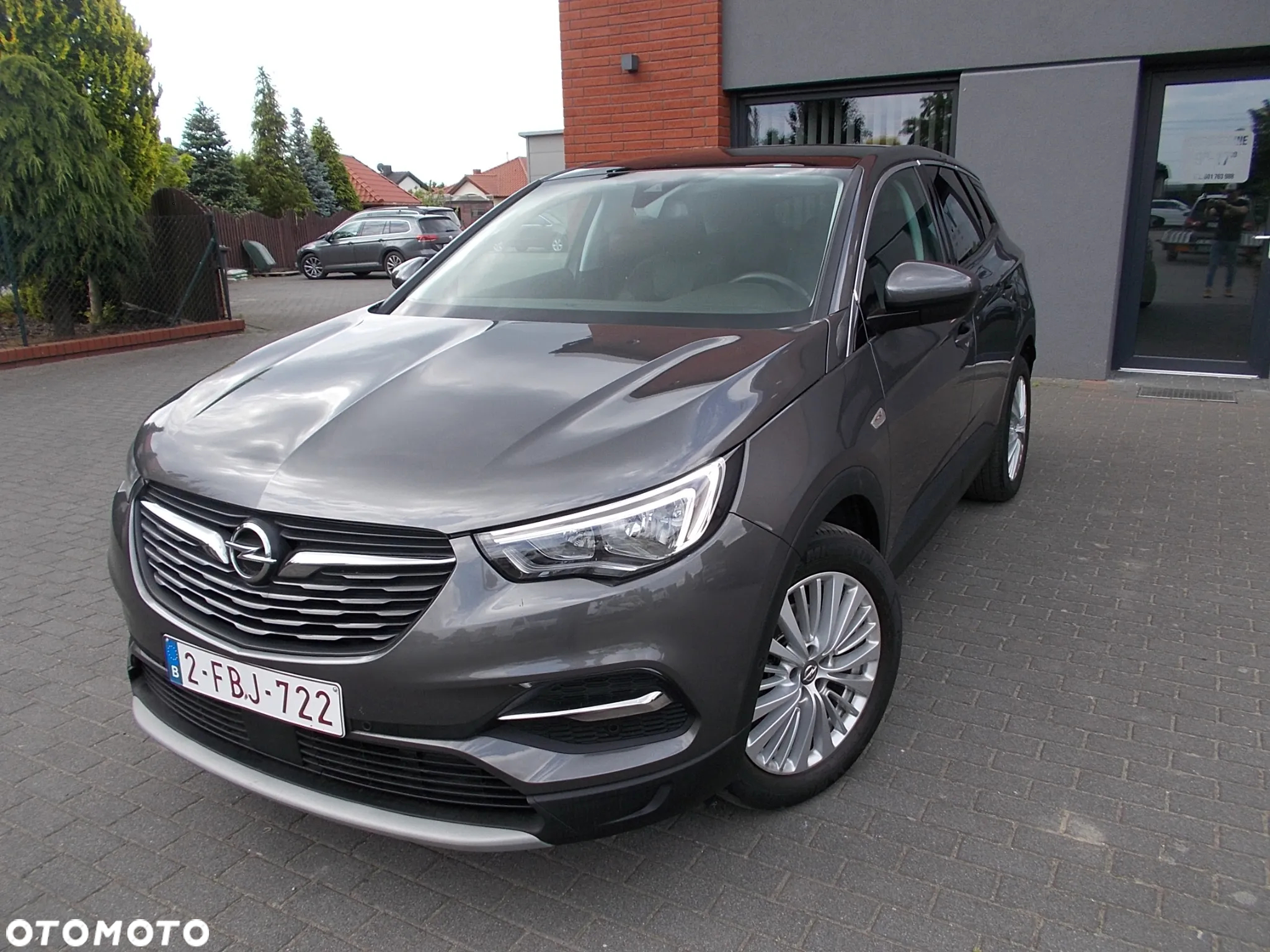 Opel Grandland X 1.2 Start/Stop Business Edition - 4