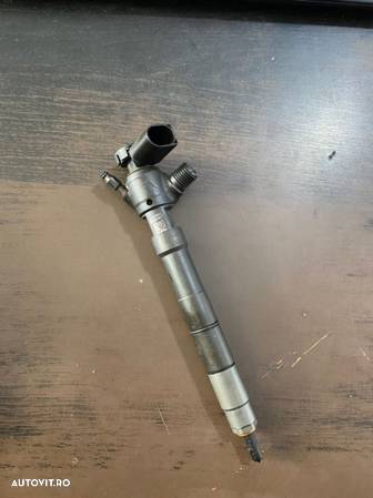 Injector Volkswagen 1,6TDI 04L130277BD - 1