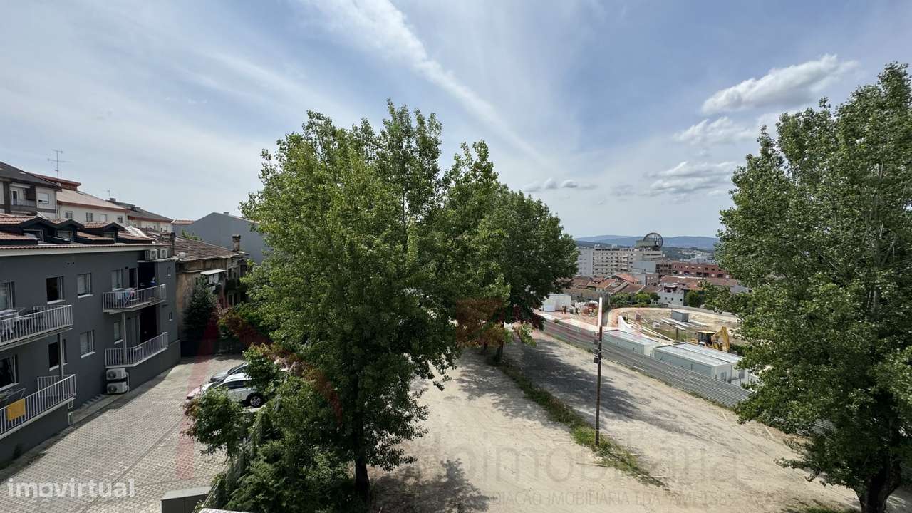 Moradia T3 para venda no Centro Histórico de Braga-6