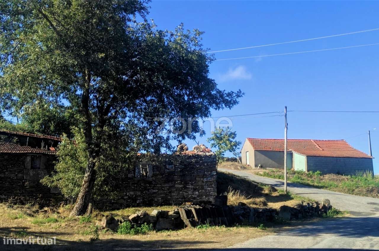 Moradia com terreno, em Padroso, Montalegre - Grande imagem: 5/17