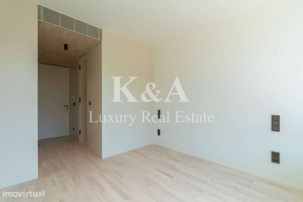 Apartamento T4+1 com terraço na Foz-8