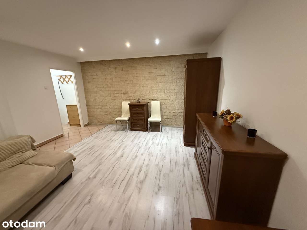 Kawalerka na HALEMBIE!-5