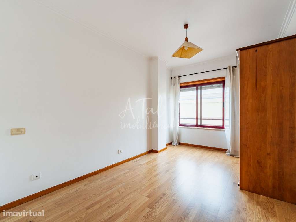 Apartamento T3 com Estacionamento | 10 min de Lisboa-11