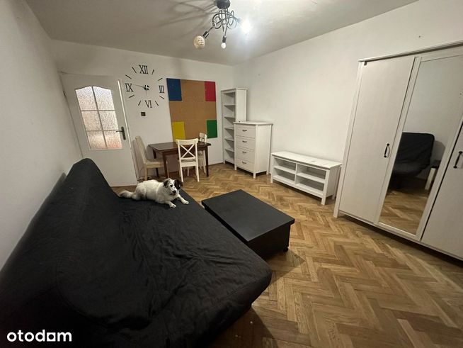 Mieszkanie 48 m2 - 3 osobne pokoje - blisko metro