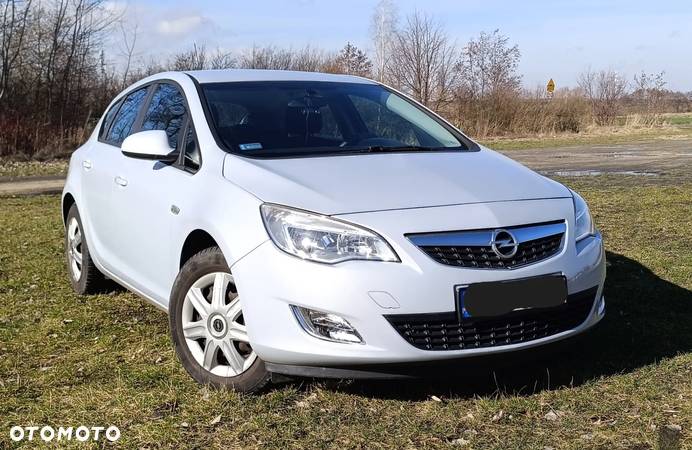 Opel Astra 1.4 ECOFLEX Edition - 2