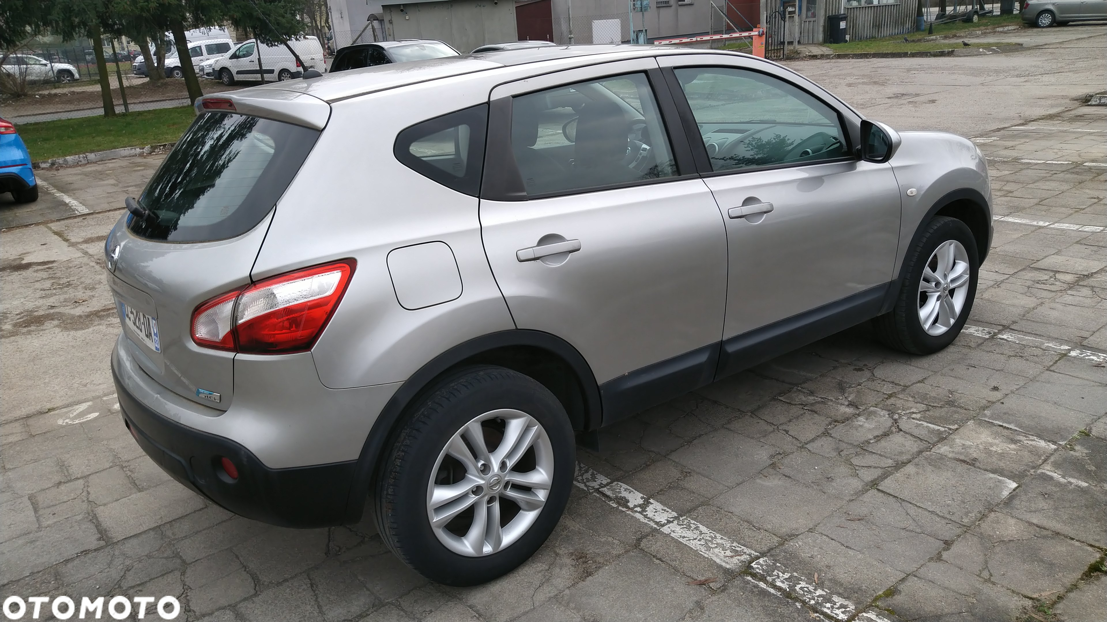 Nissan Qashqai 1.6 DCi Tekna - 11