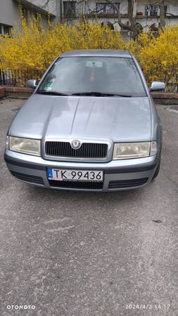 Skoda Octavia 1.6 Ambiente - 1