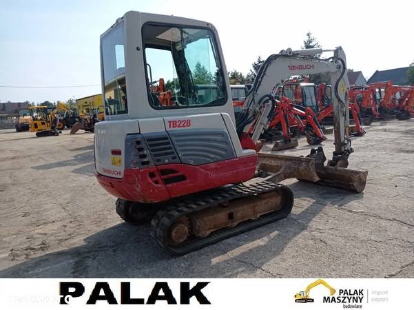 Takeuchi Mini koparka Takeuchi Tb 228  , 2015 rok - 8