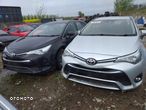 Toyota AVENSIS T27 mcperson PRAWY zwrotnica 2,0 - 5