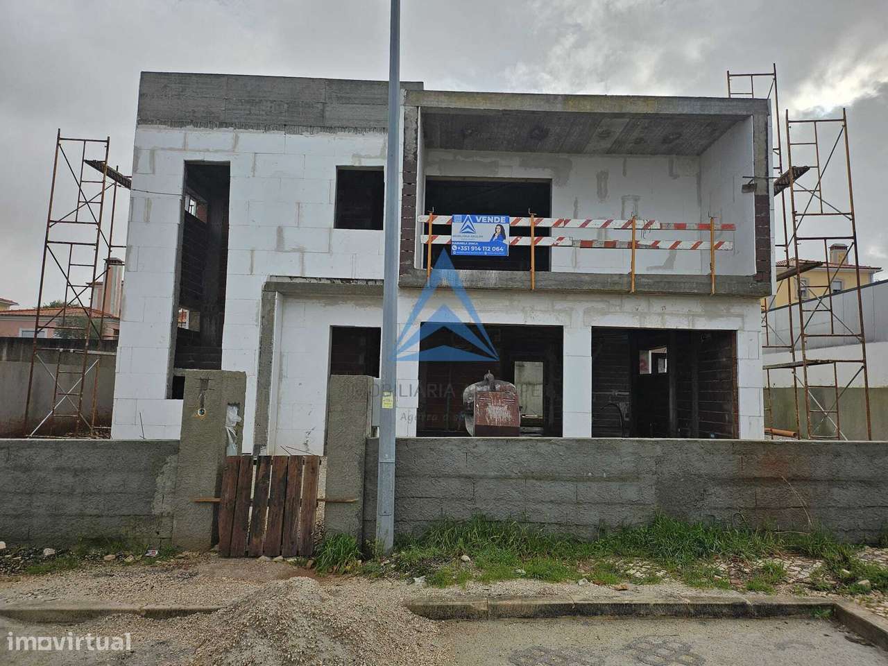 MORADIA T5 - PISCINA - CALDAS DA RAINHA - Grande imagem: 3/57