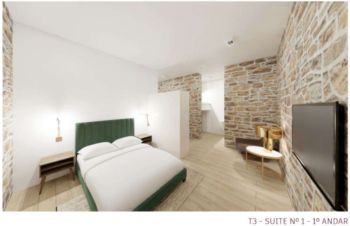 Inconclusa - Casa Rústica T7-18