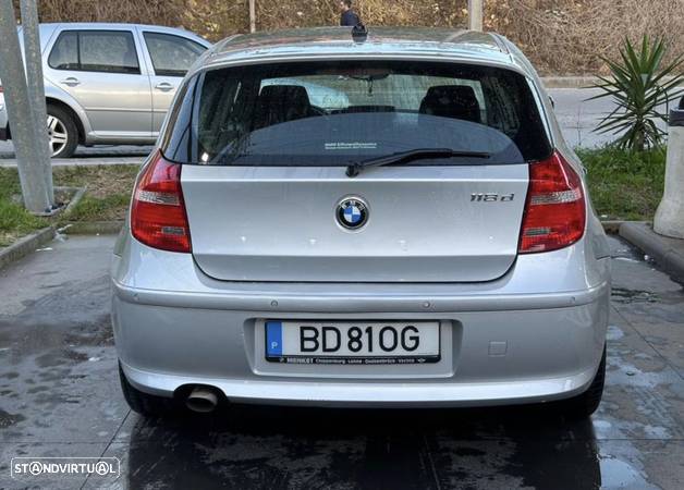 BMW 118 d Line Sport - 3