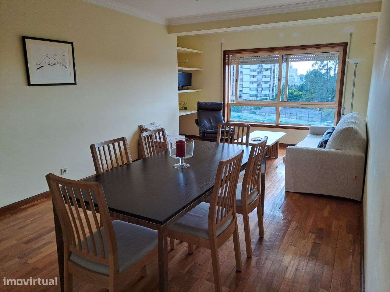 Apartamento T1+1 Faria Guimarães - Grande imagem: 5/26