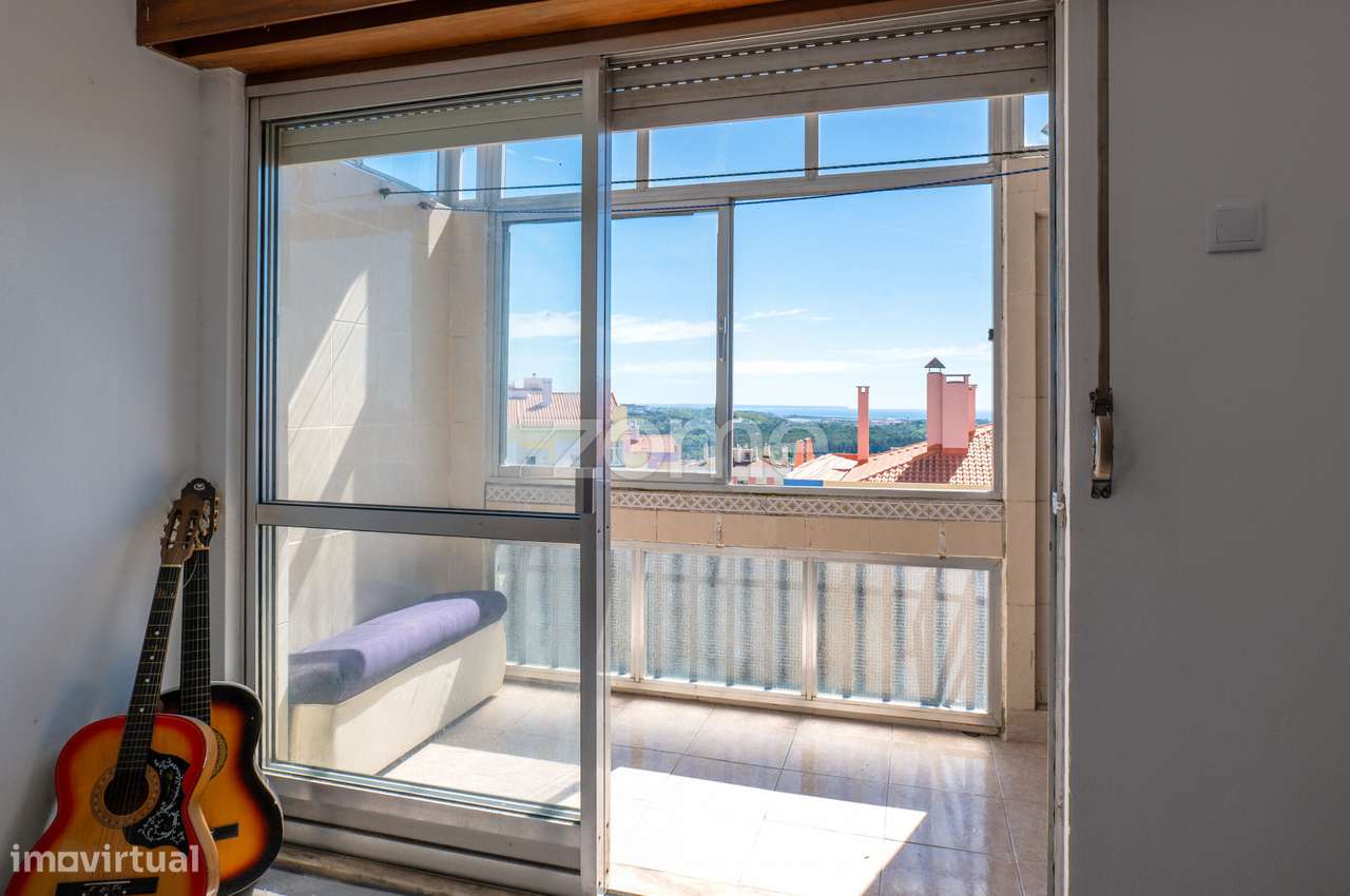 Vende-se apartamento T1 Remodelado, Monte Abraão-9