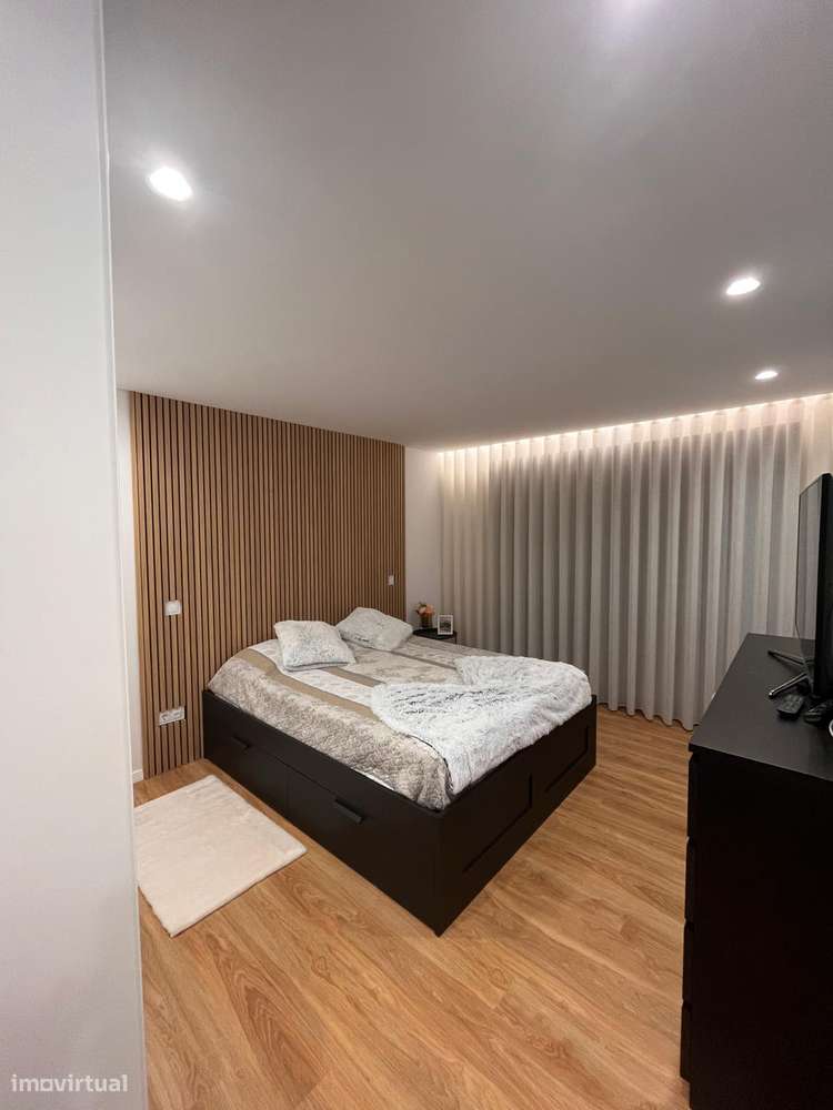 Moradia de Luxo com Piscina borda Infinita e 17.000 m² de Terreno-23