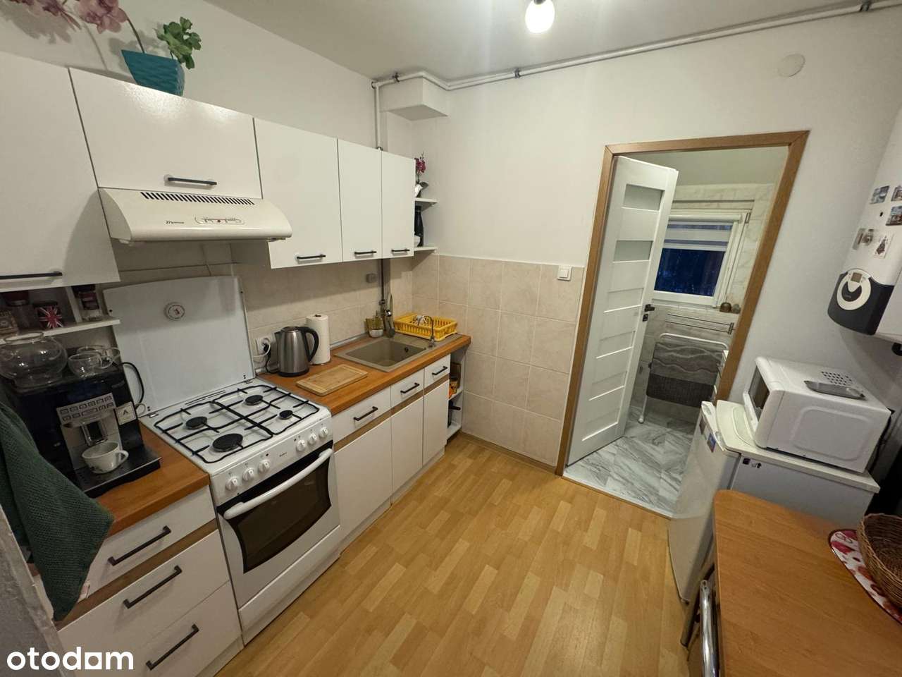 Kawalerka z balkonem w centrum Szklarskiej Poręby-6