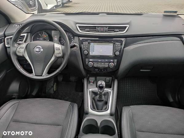 Nissan Qashqai 1.6 DCi 4x4 Tekna - 14