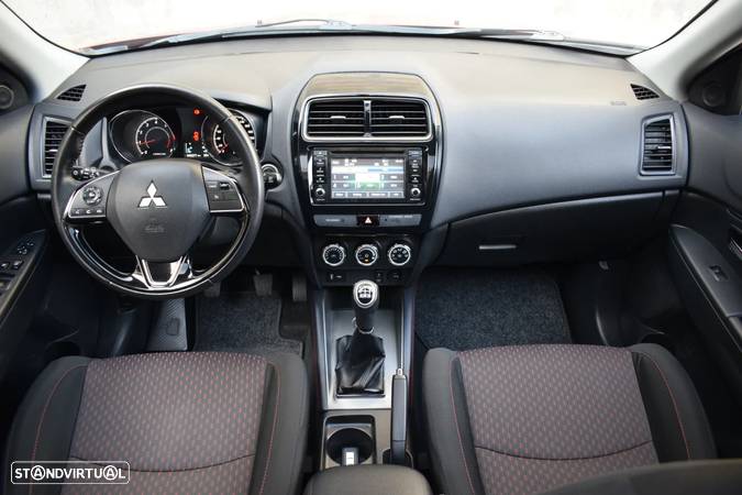 Mitsubishi ASX 1.6 MIVEC Intense Connect Edition - 8