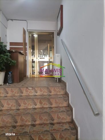 Piata Romana- Lahovari- metrou 3 min- cu centrala proprie-13