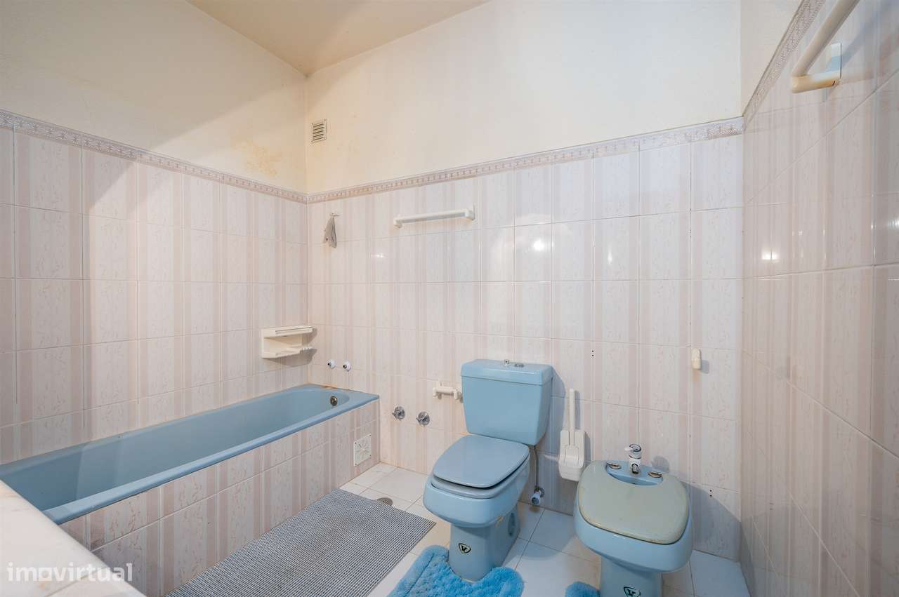 Moradia 10 assoalhadas com vista deslumbrante de Mar e de Serra.-28