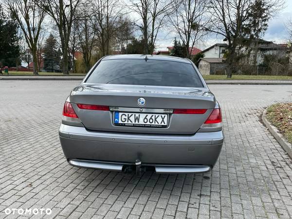 BMW Seria 7 740d - 3