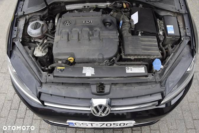 Volkswagen Golf 2.0 BlueTDI DSG Highline - 36