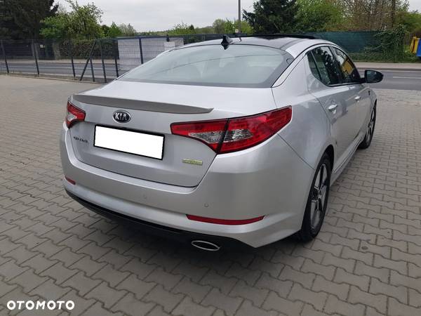 Kia Optima 2.0 CVVT Hybrid Spirit - 17