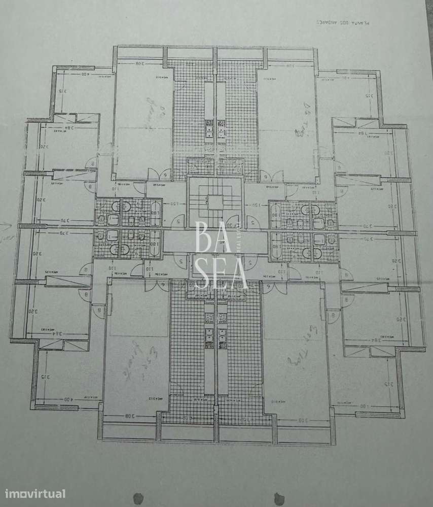 Apartamento T4 em  Nogueiró com uma box para 2 carros .-20