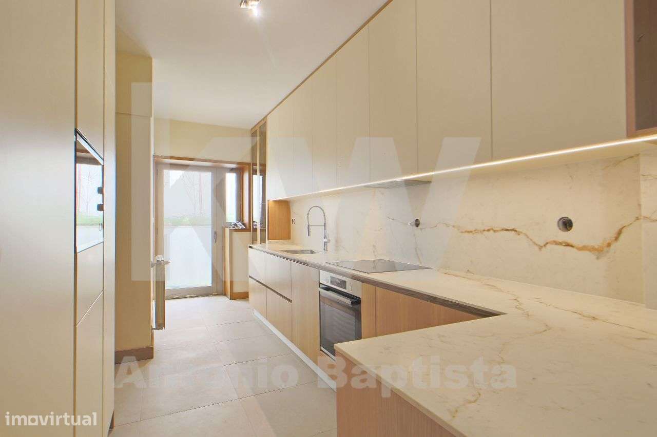 Moradia T3+1 no Bairro da Beira Mar, centro Aveiro-5