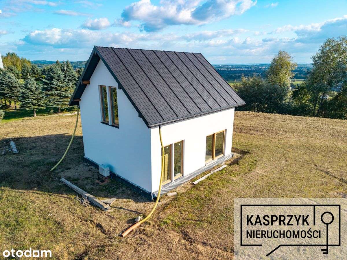 Duża działka z domem niskoenergetycznym.-3