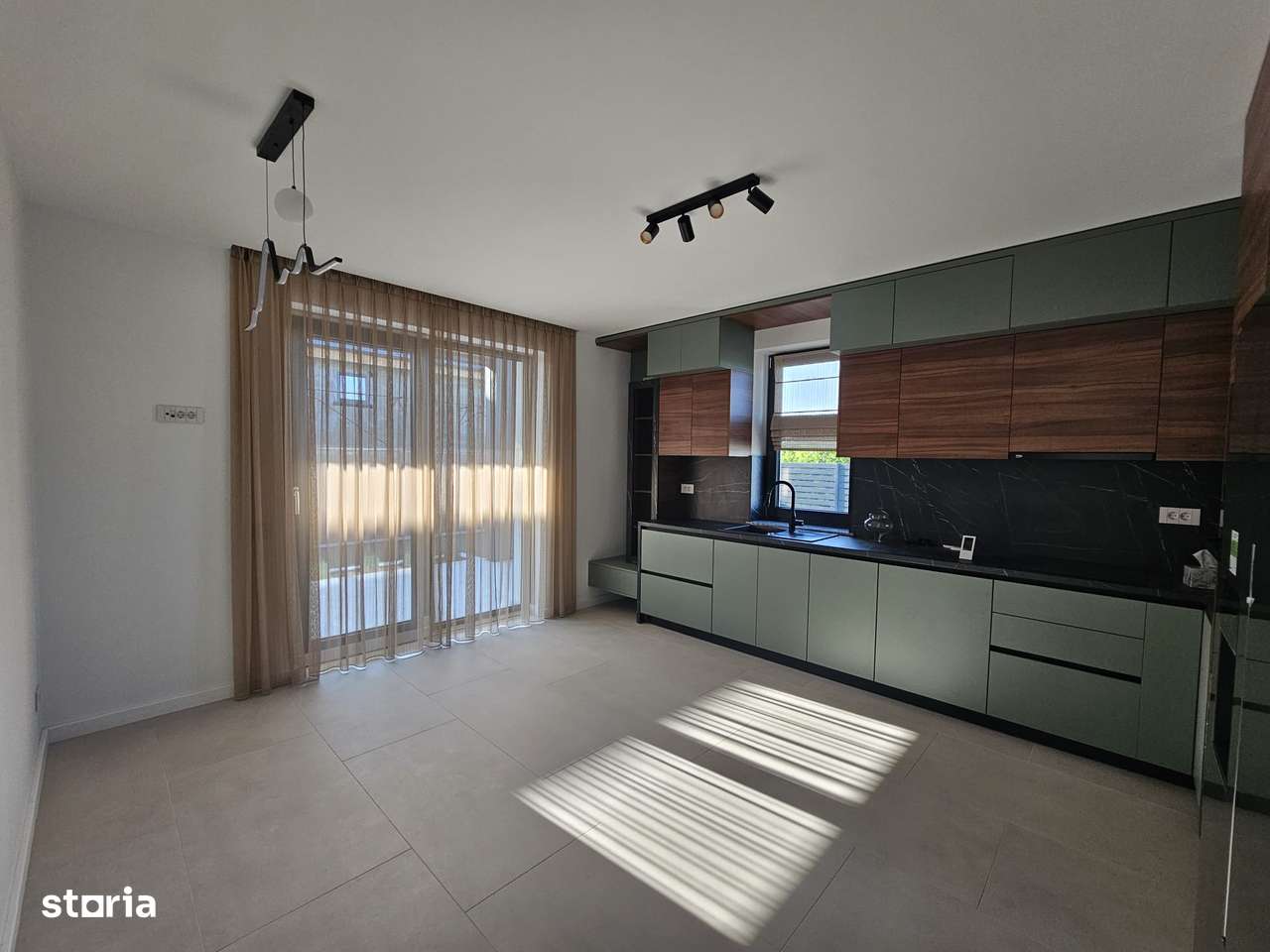 Vila Bucium-Visan, cartier privat, 700 mp teren, 4 camere 3 bai - Imagine principală: 3/12