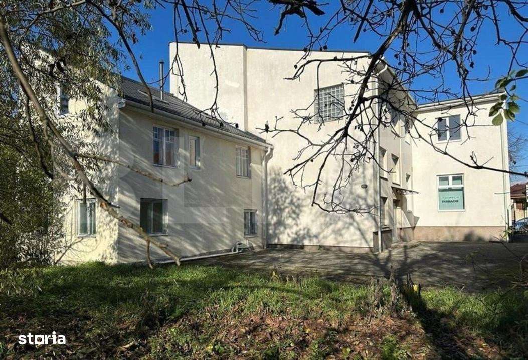 Casa de vanzare , anterior clinica medicala , 1174mp, 30 camere - Imagine principală: 2/7