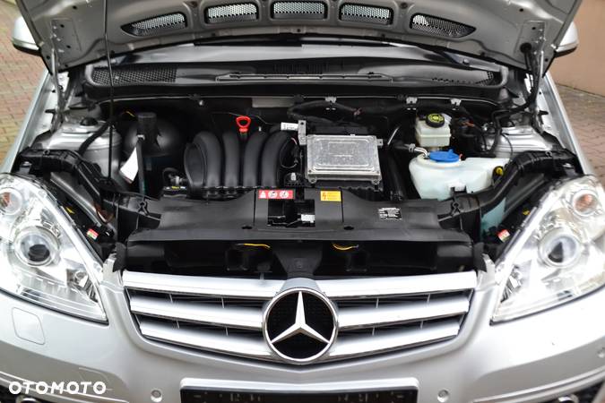 Mercedes-Benz Klasa A 150 BlueEFFICIENCY Avantgarde - 30