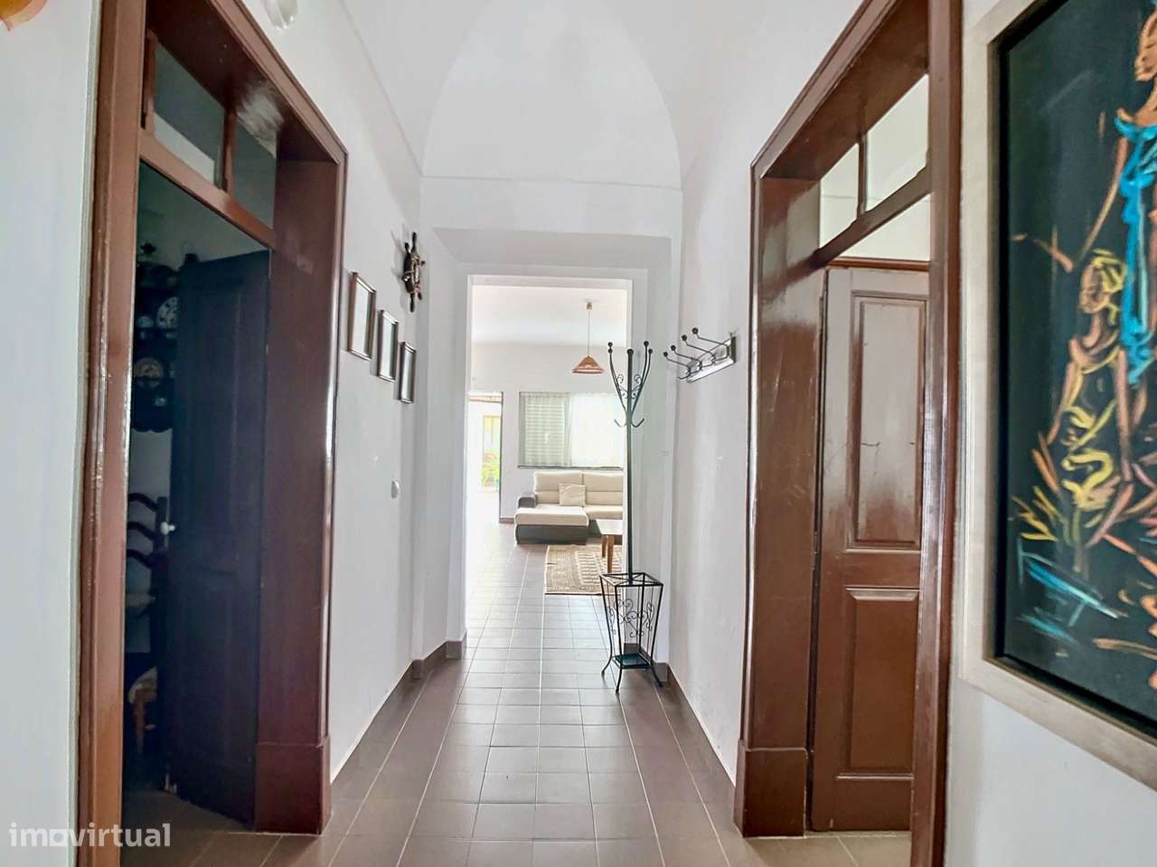 Moradia T5 com garagem, quintal e terraço - Grande imagem: 5/30