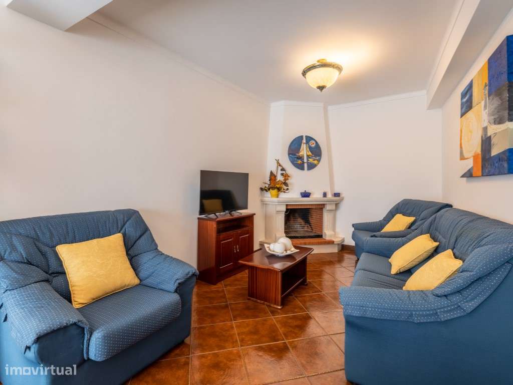 Moradia Triplex com Vista Mar e Terraço Privativo no Coração da Naz...-7
