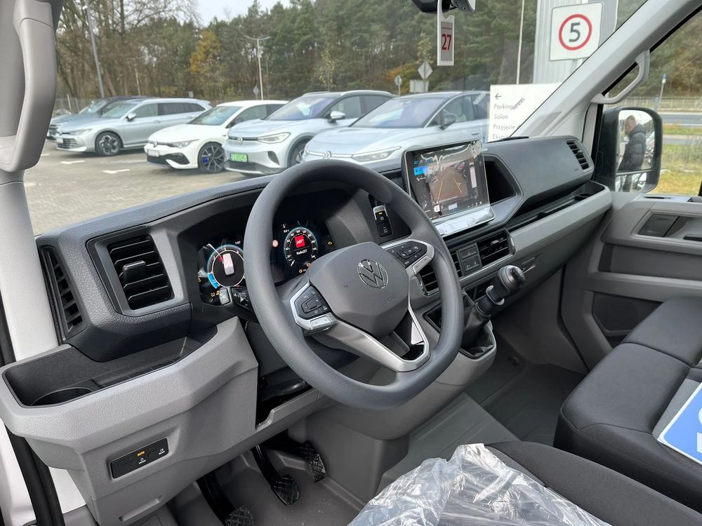 Crafter / 9cio osobowy / Carpol / 140KM