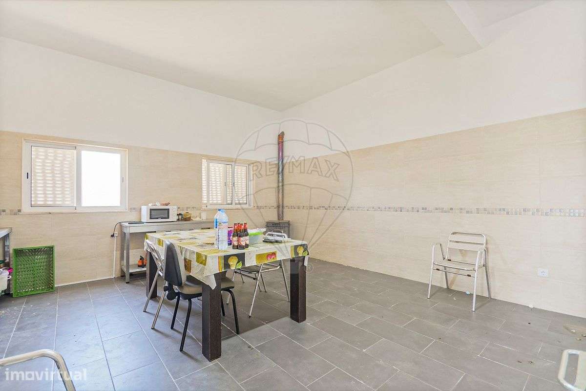 Moradia T1 para venda - Grande imagem: 5/12