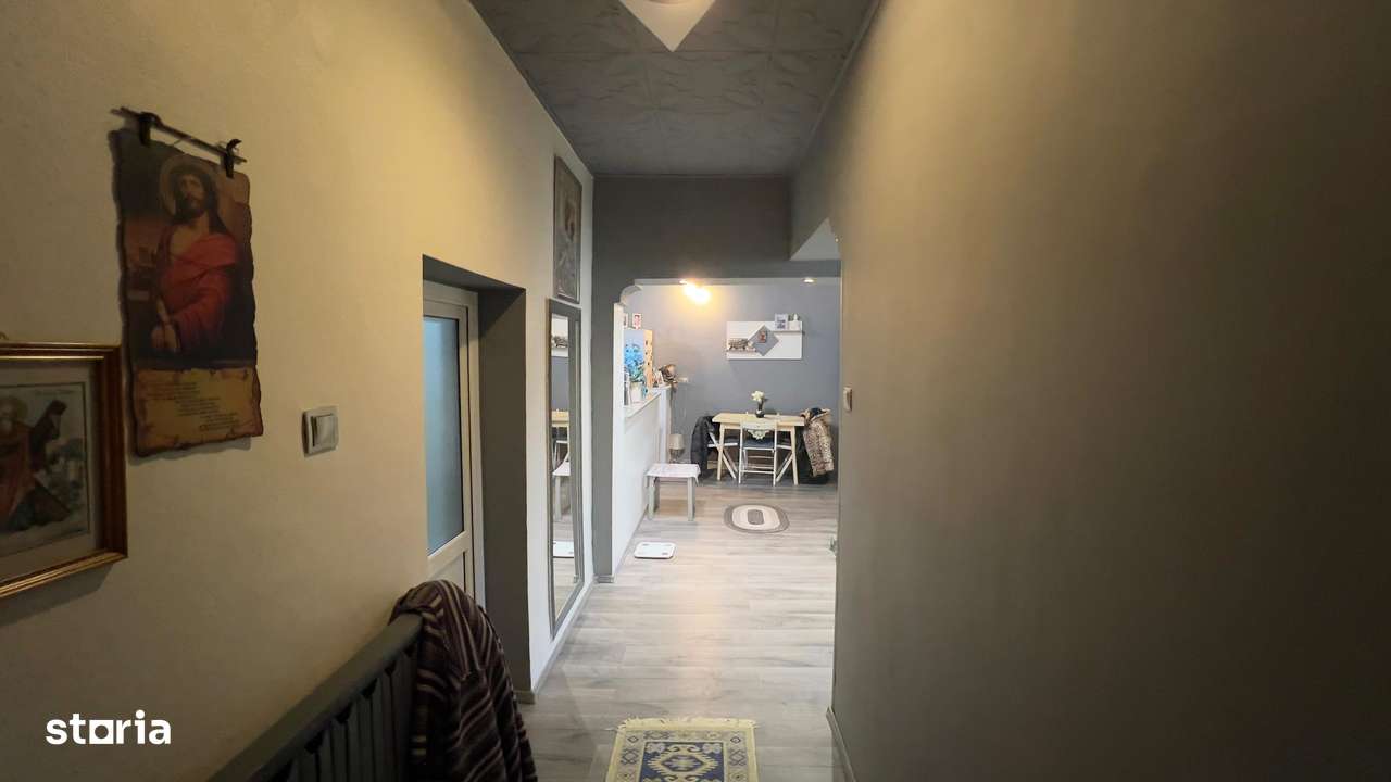 Casa zona centrala Petrosani - Imagine principală: 5/15