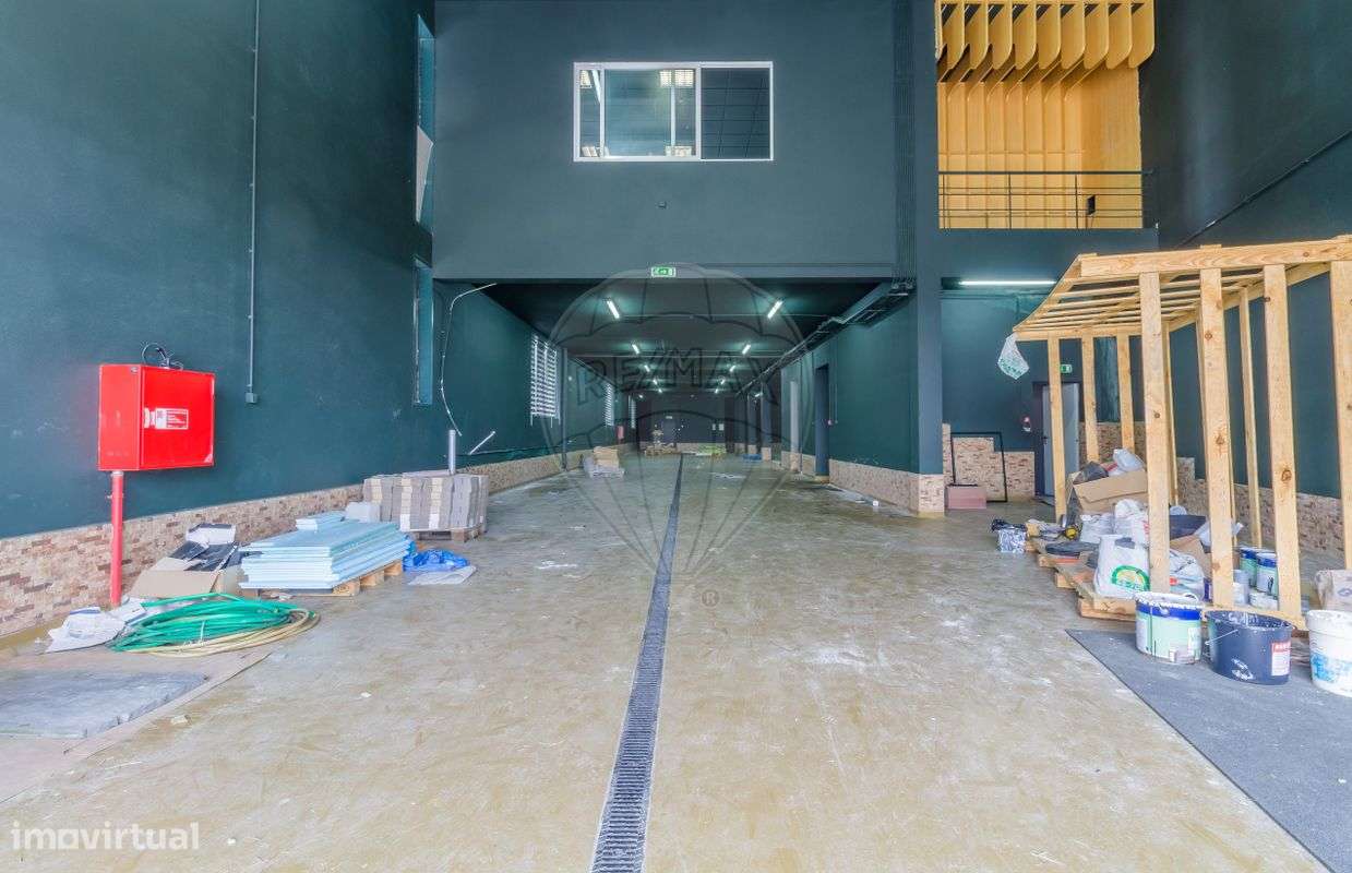 Armazém T0 para arrendamento - Grande imagem: 4/10