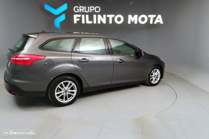 Ford Focus SW - 2