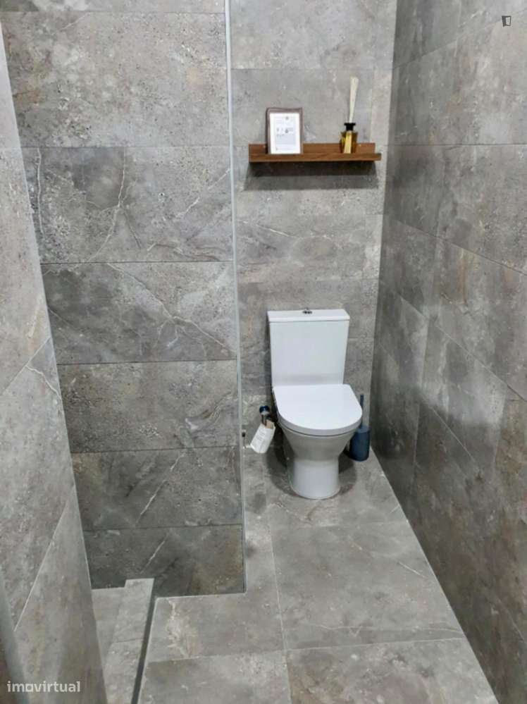 Quarto - localizado em Alameda Lisbon - Grande imagem: 4/10