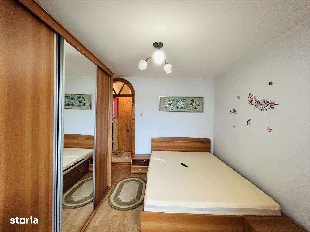 Ap 3 camere, ingrijit, decomandat, 2 balcoane, pivnita - Valea Aurie - Imagine principală: 5/14