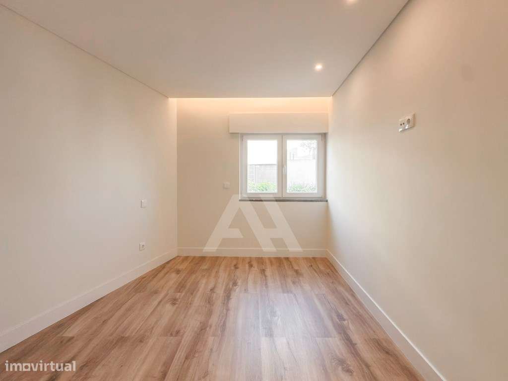 Apartamento T2 no Monte Estoril a 5 Minutos da Praia-12