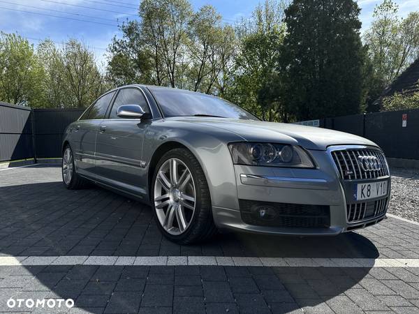 Audi S8 5.2 FSI Quattro - 3