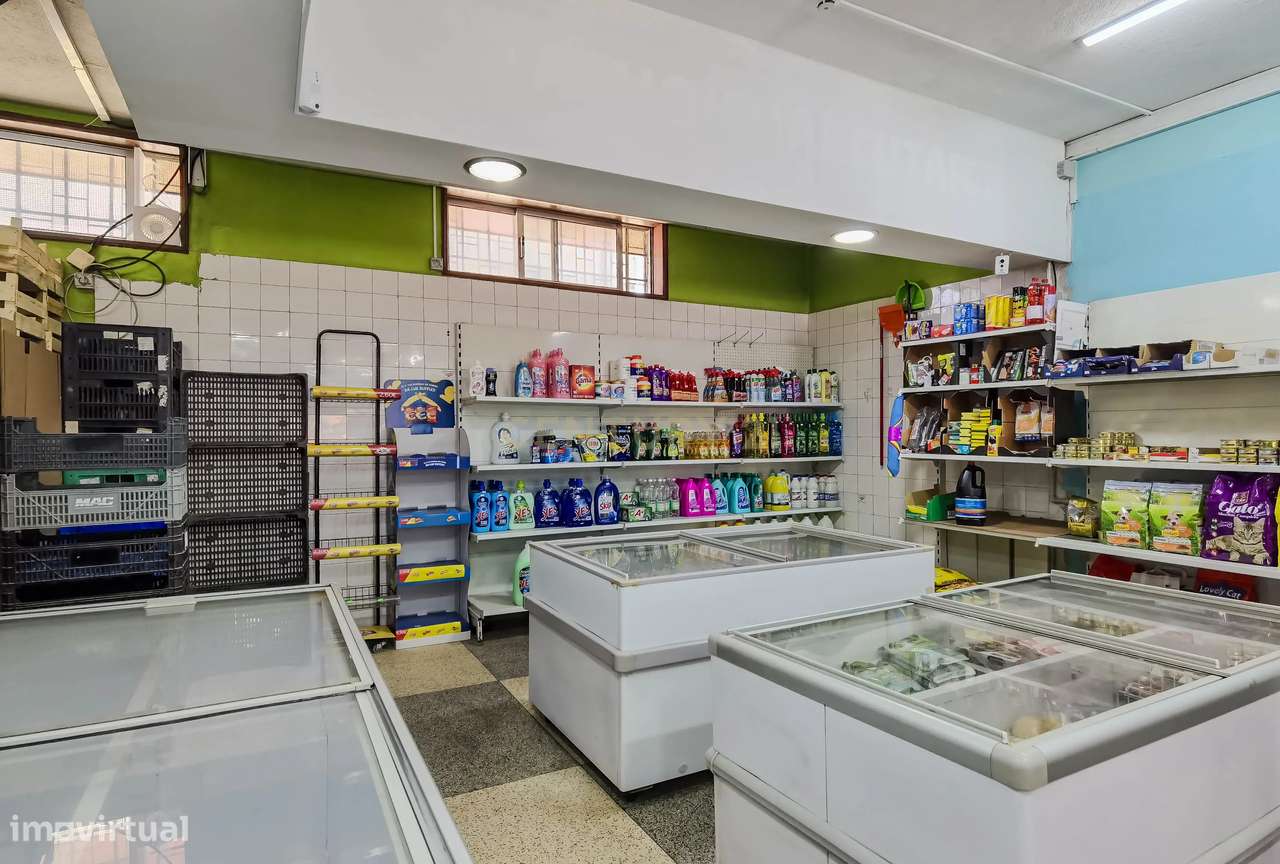 TRESPASSE de Estabelecimento Comercial (Mercearia) em Valbom, Gondomar - Grande imagem: 5/14