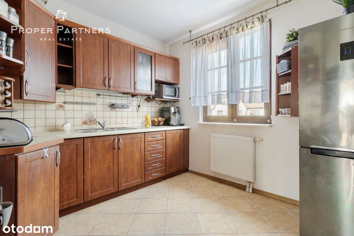 Dwustronne 2 pokoje z oddzielną kuchnią-7