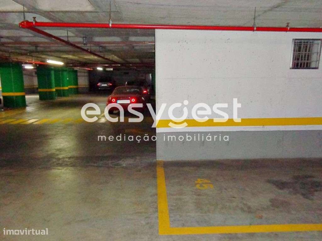 Parqueamento em Telheiras - Grande imagem: 5/7