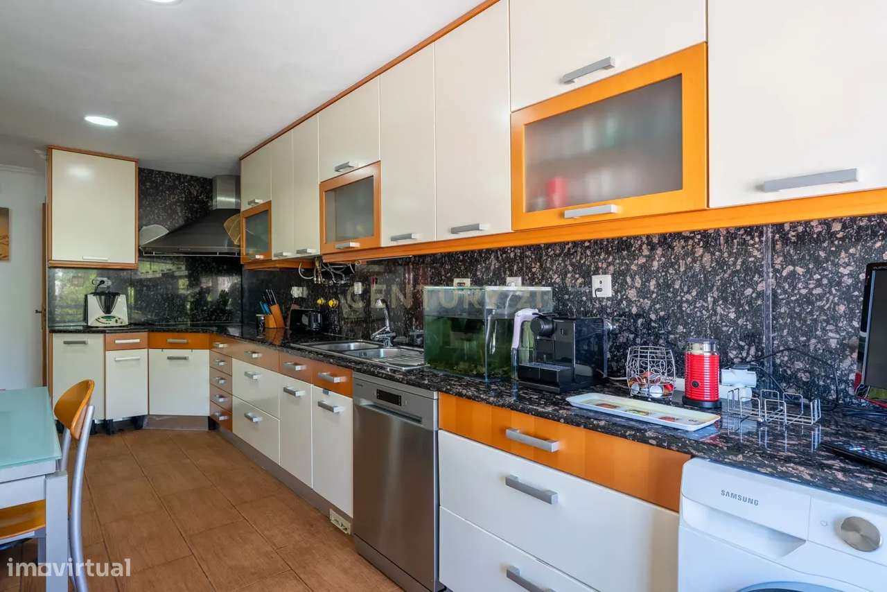 Penthouse T5 Jardins da Parede-11