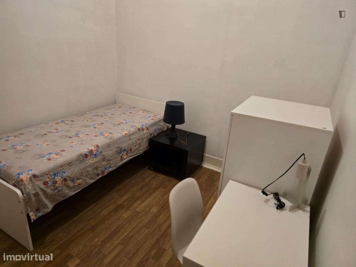 Quarto - localizado em Arroios Lisbon - Grande imagem: 2/10