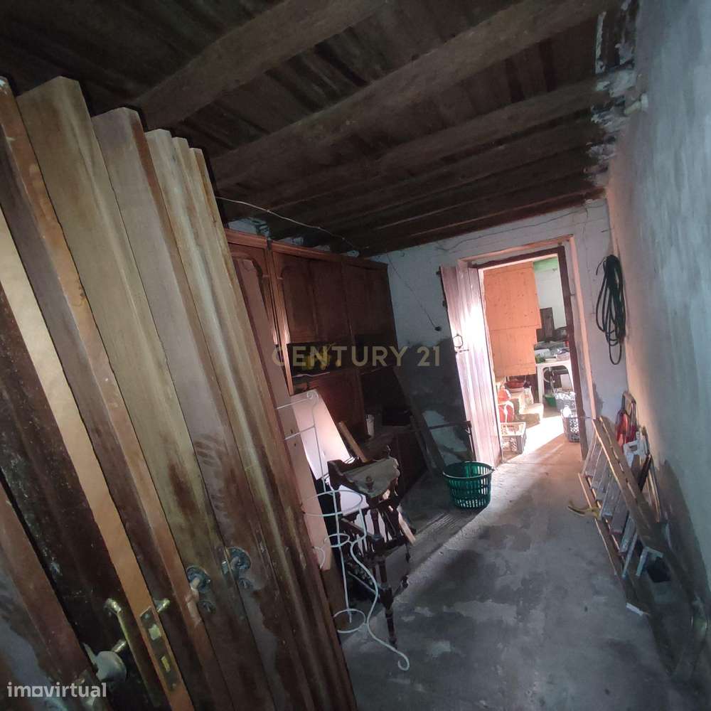 Moradia com terreno em Alpalhão - Grande imagem: 2/16